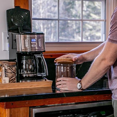 Birch House: Cozy Cabin 5 Min From Okemo لودلو المظهر الخارجي الصورة