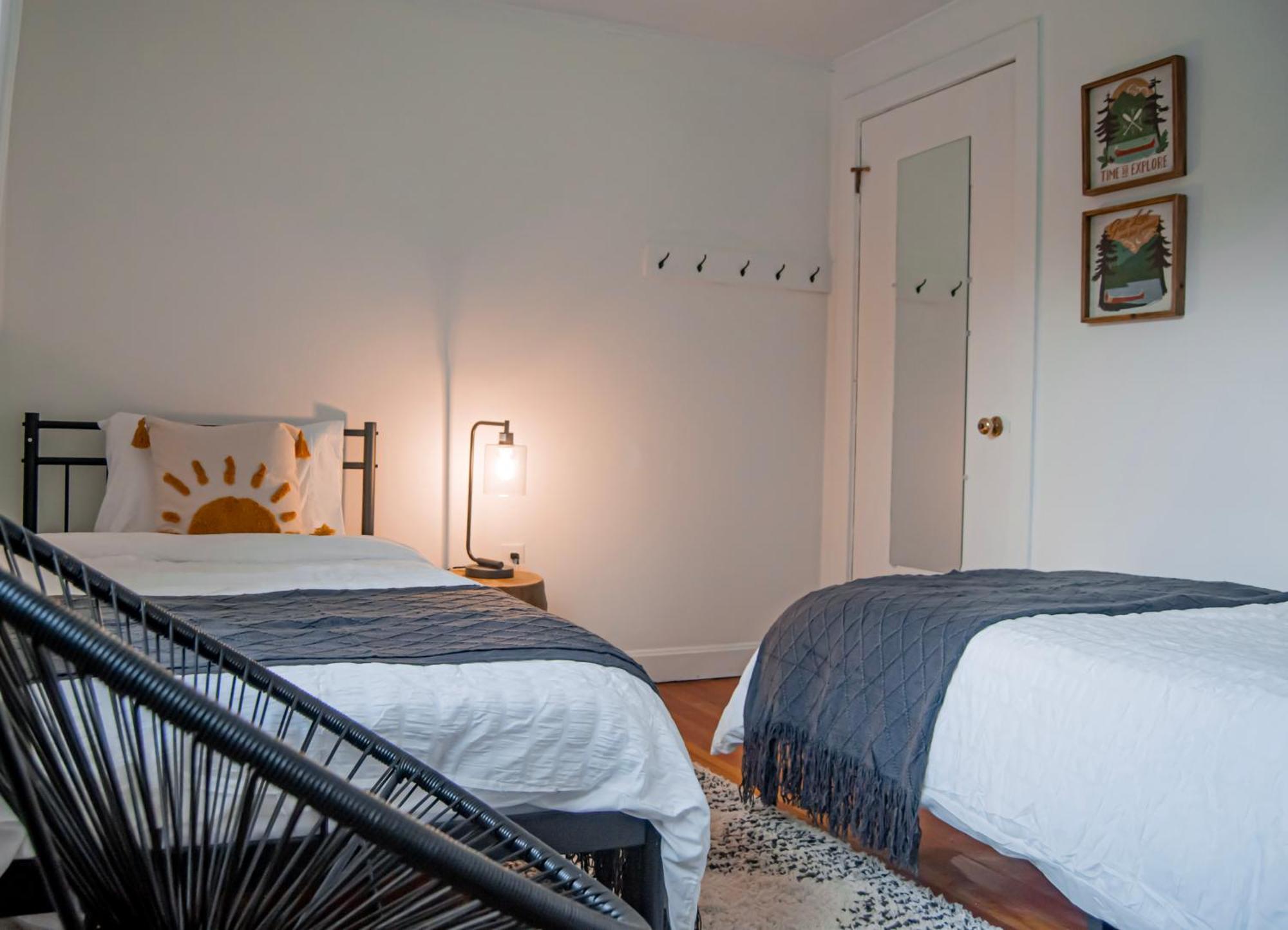 Birch House: Cozy Cabin 5 Min From Okemo لودلو المظهر الخارجي الصورة